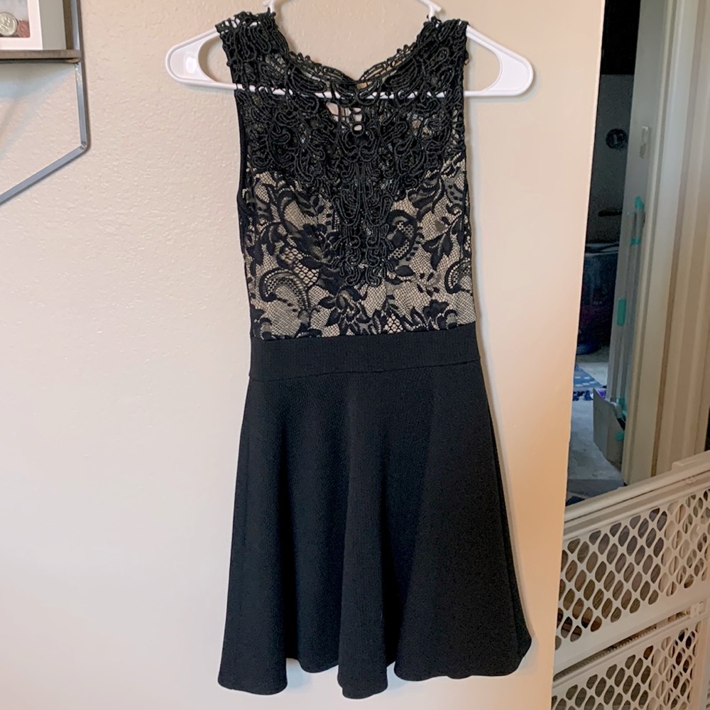 Windsor black beige lace dress XS